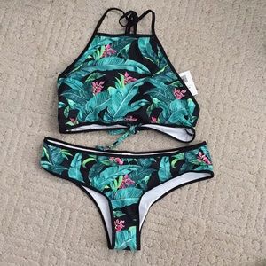 NWT***Super cute Cupshe bathing suit***